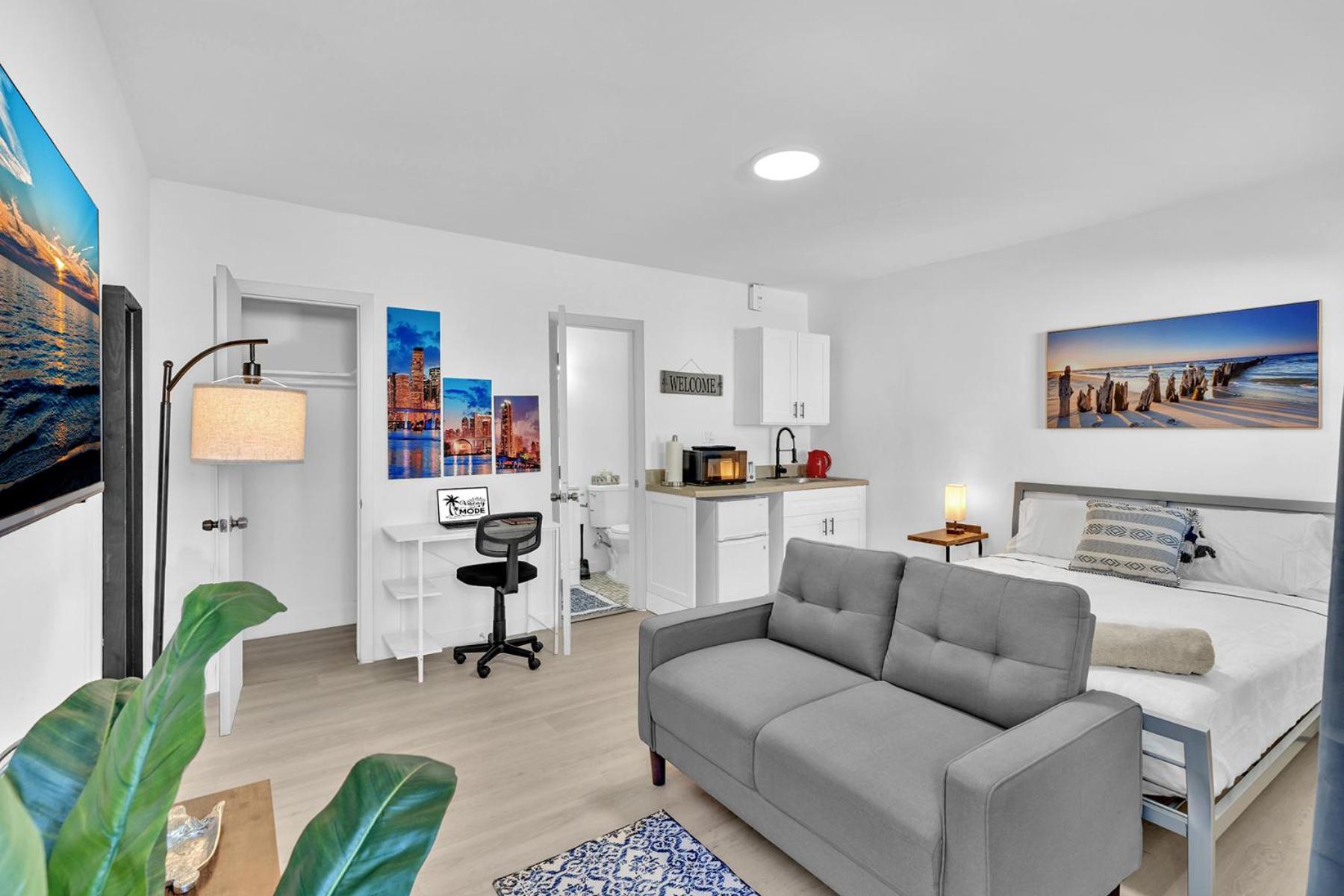 Young Circle & Hollywood Blvd Posh Studio Suite Экстерьер фото